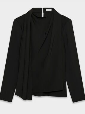 Aritzia Babaton Loretto Blouse